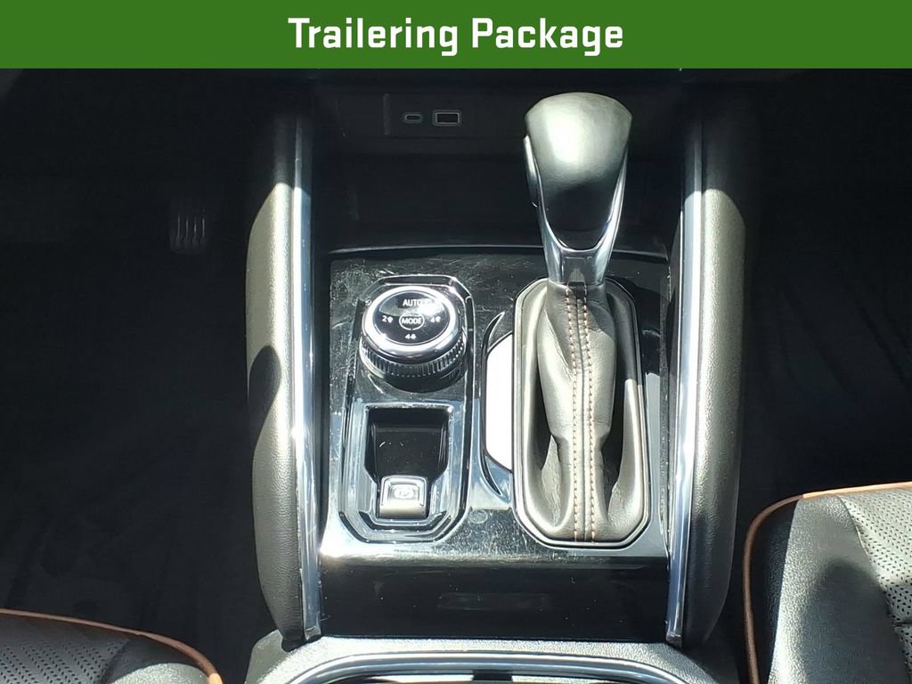 Certified 2023 GMC Canyon AT4 w/ LPO, Sports Bar Package AWD/4WD image 23