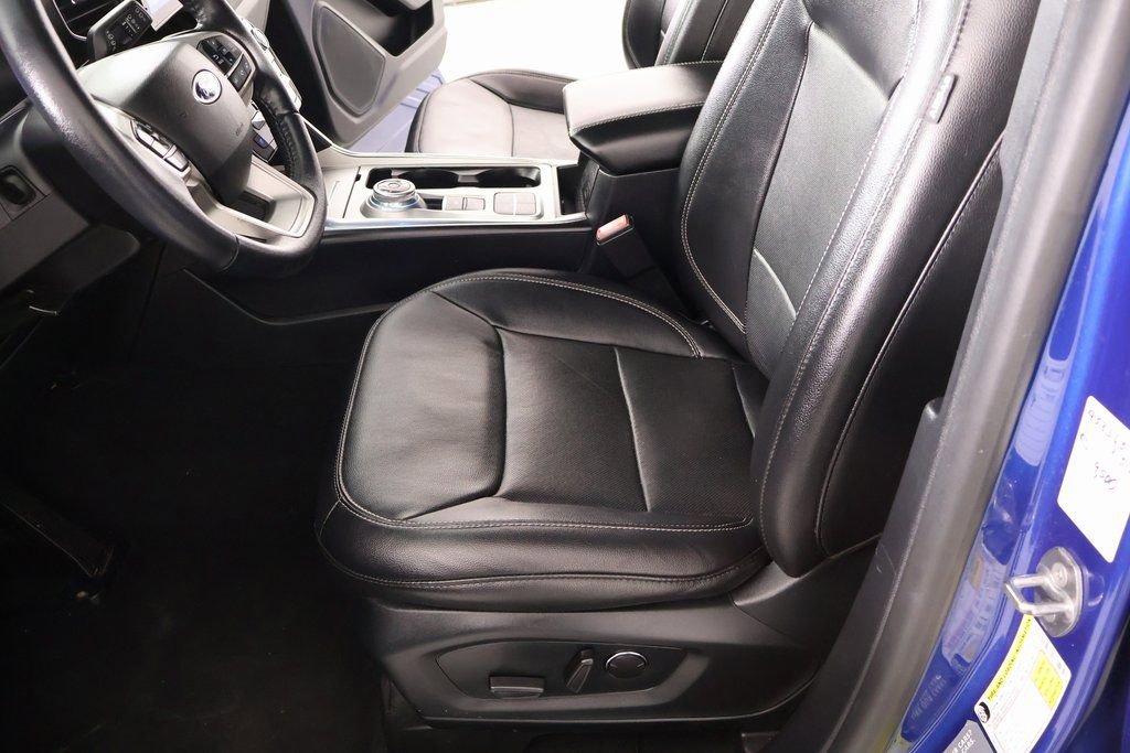 Used 2021 Ford Explorer Limited image 12