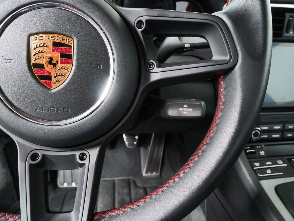 Certified 2018 Porsche 911 GT3 RWD image 11