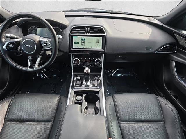 Used 2020 Jaguar XE S AWD/4WD image 9