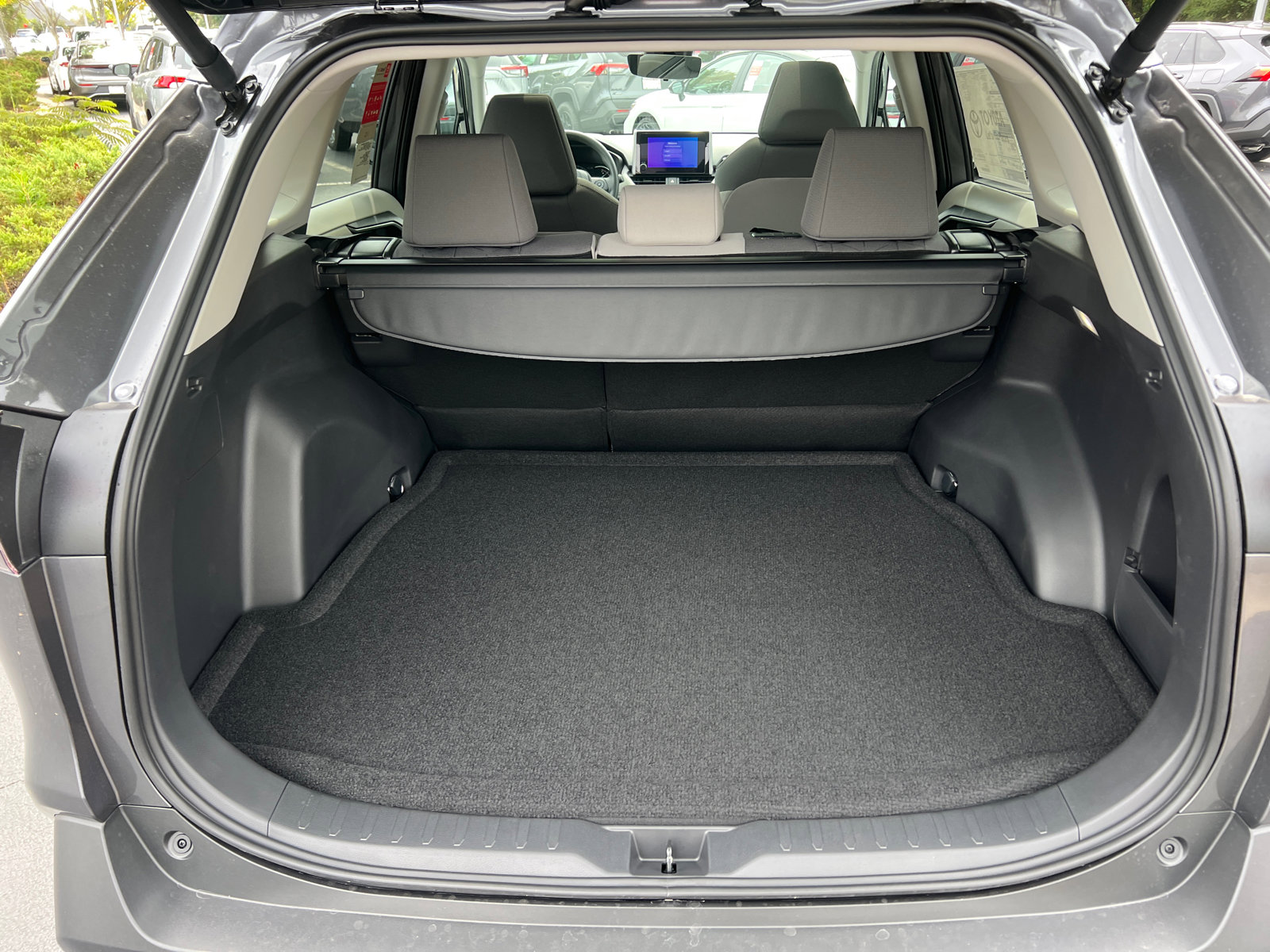 New 2025 Toyota RAV4 XLE image 18