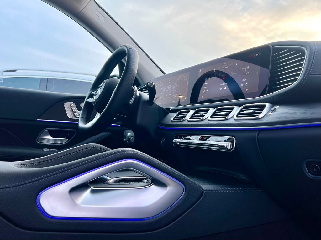 Certified 2026 Mercedes-Benz GLS 450 4MATIC image 20