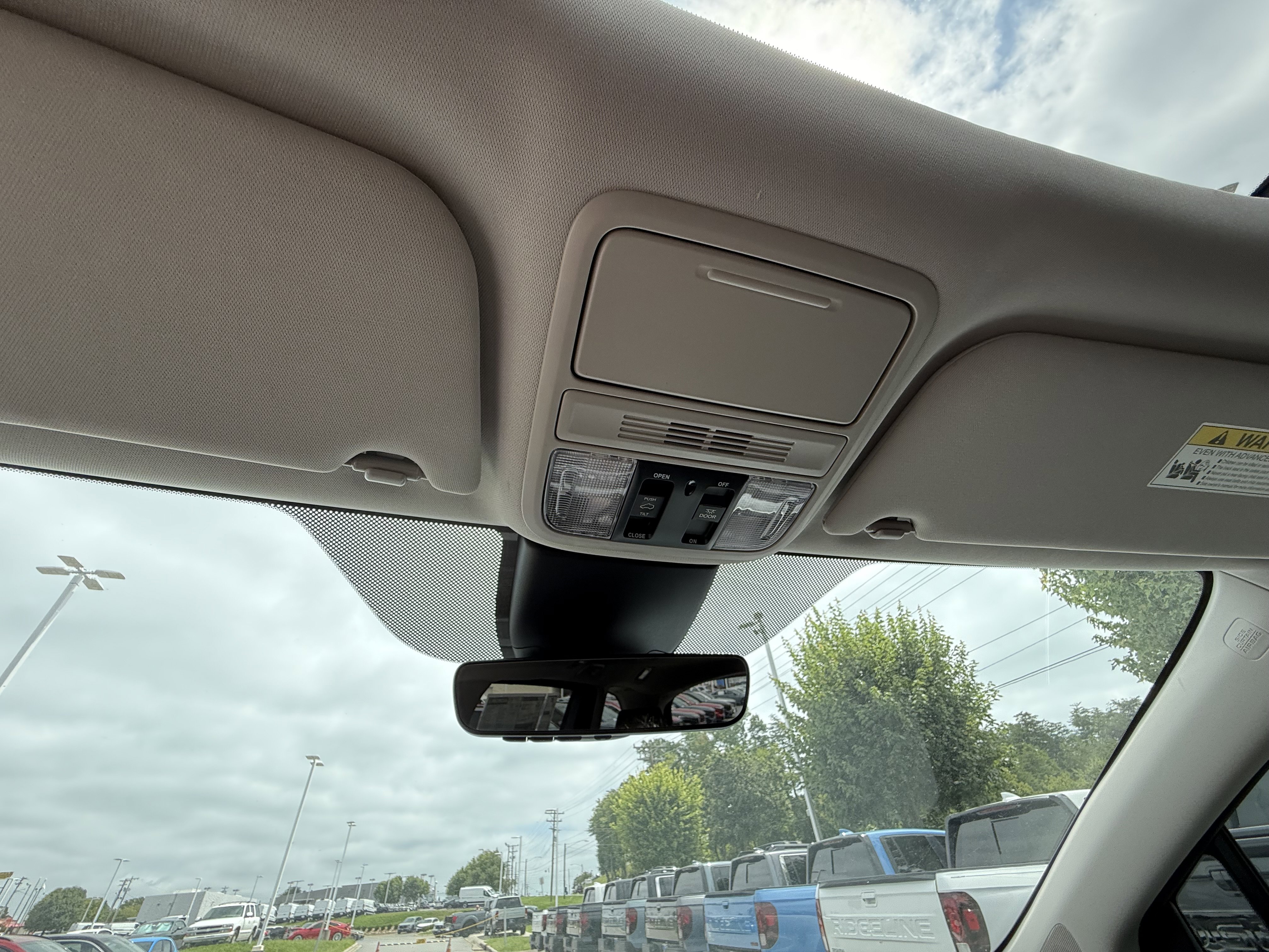 New 2026 Honda Odyssey Touring image 21