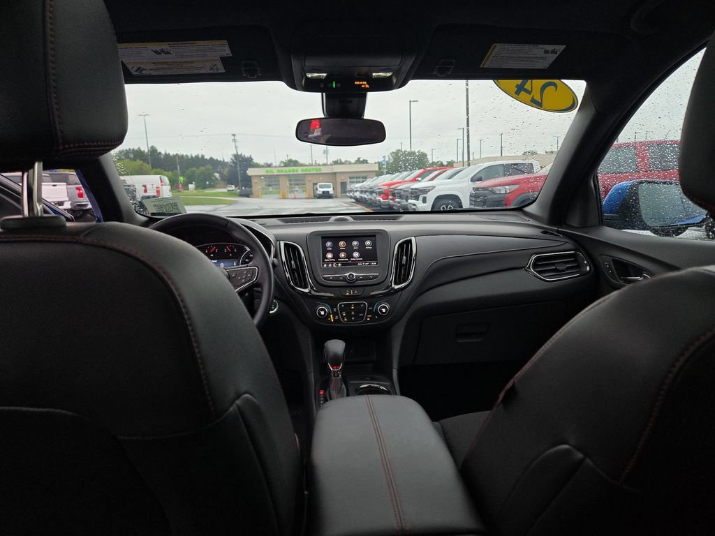Used 2024 Chevrolet Equinox RS w/ LPO, Floor Liner Package AWD/4WD image 18