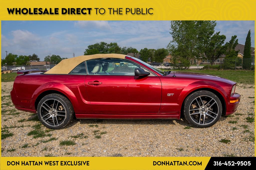 Used 2006 Ford Mustang GT RWD image 22