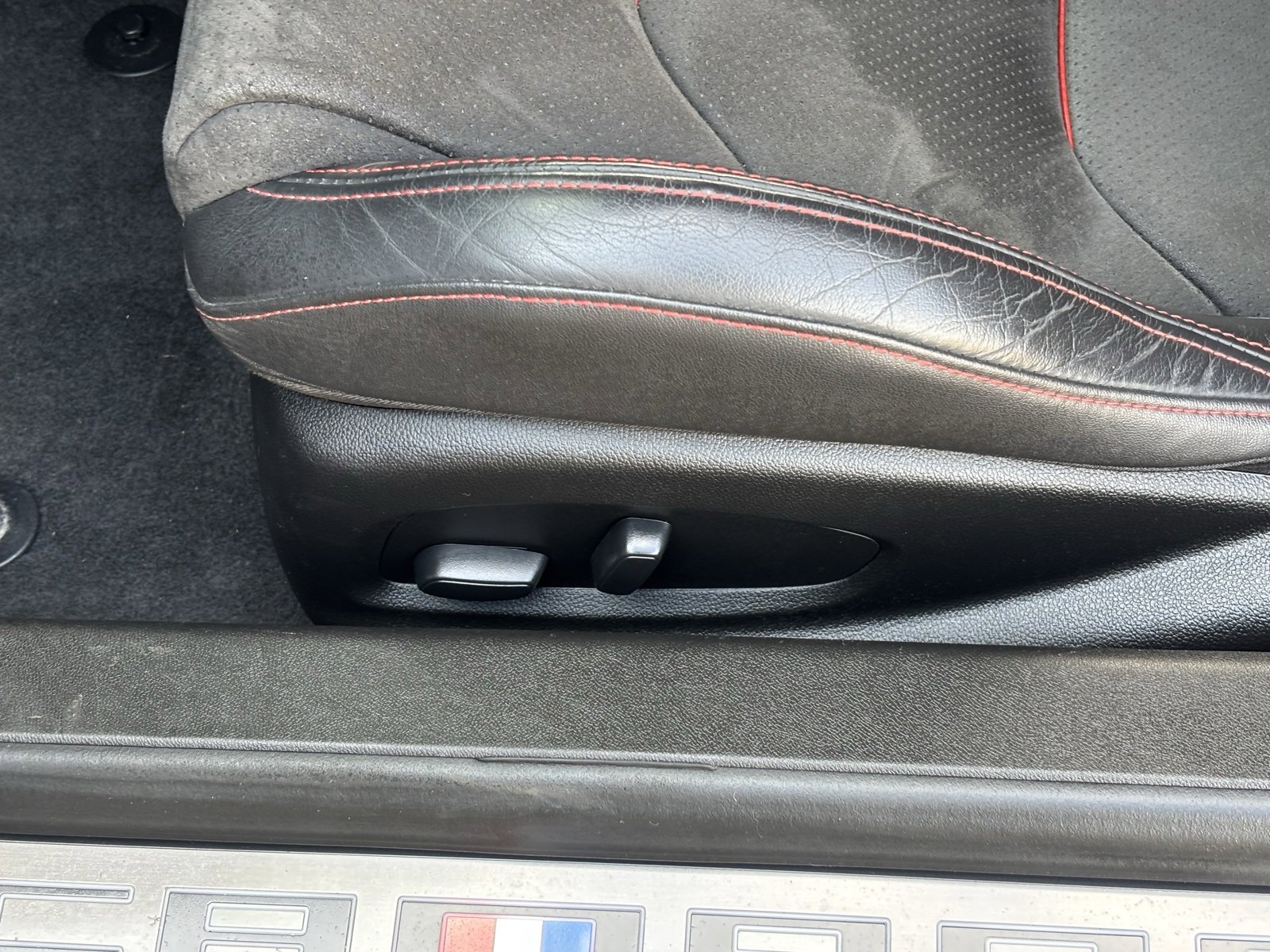 Used 2021 Chevrolet Camaro ZL1 image 19