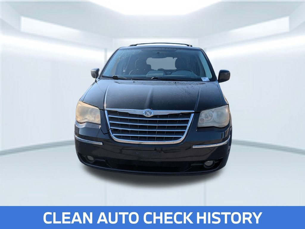 Used 2010 Chrysler Town & Country Touring image 2