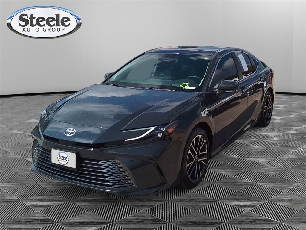 Used 2025 Toyota Camry XLE