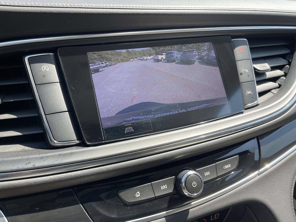 Used 2023 Buick Enclave Essence FWD image 24