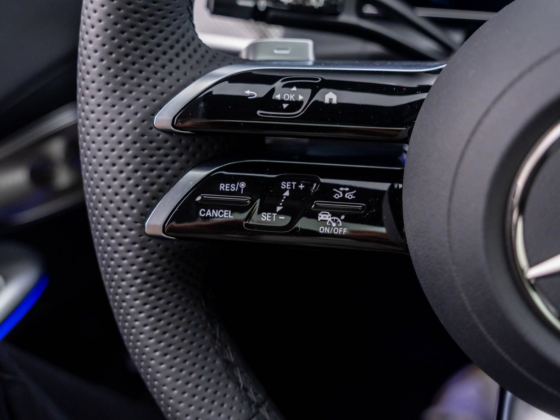 New 2027 Mercedes-Benz GLC 300 4MATIC image 25