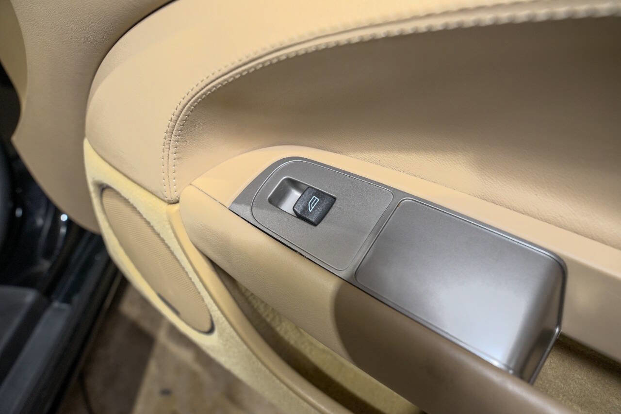 Used 2007 Jaguar XK Coupe image 40