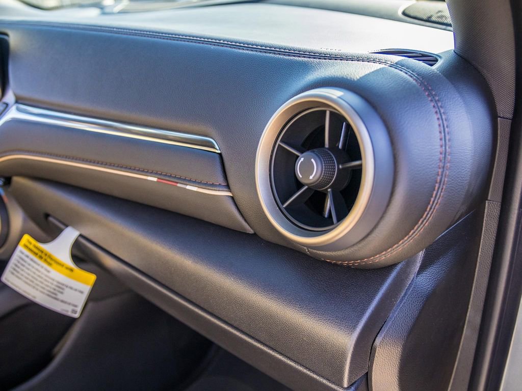 New 2025 Chevrolet Blazer Premier FWD image 16