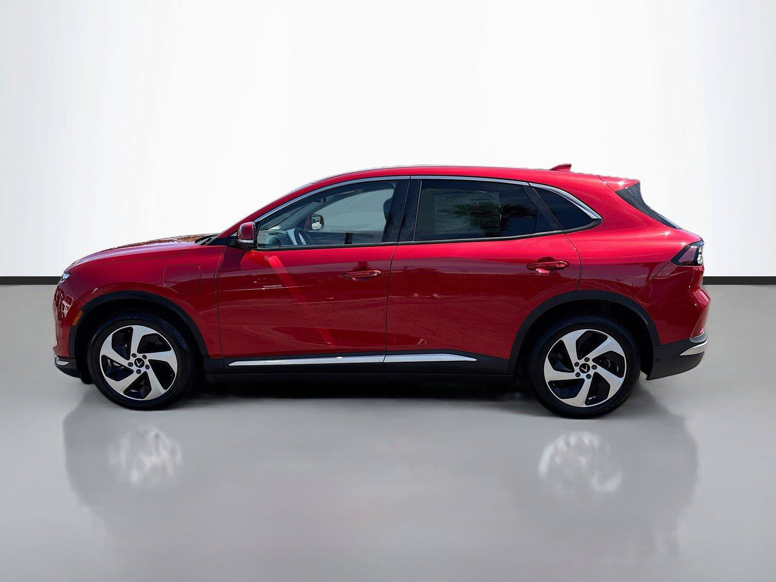 New 2025 VinFast VF 8 Eco AWD/4WD image 4