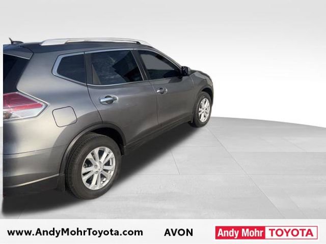 Used 2016 Nissan Rogue SV w/ SV Premium Package image 3