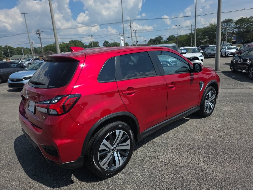 Used 2025 Mitsubishi Outlander Sport SE AWD/4WD image 4