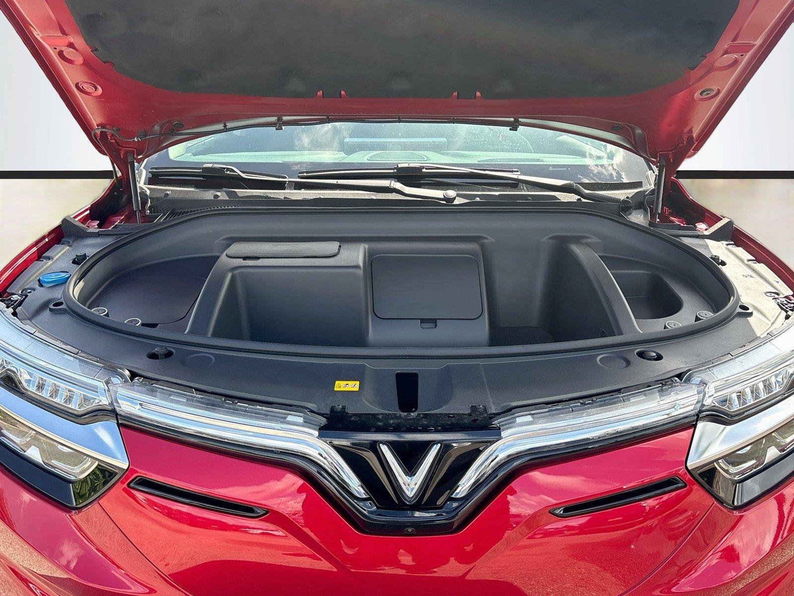 New 2027 VinFast VF 8 Eco AWD/4WD image 29