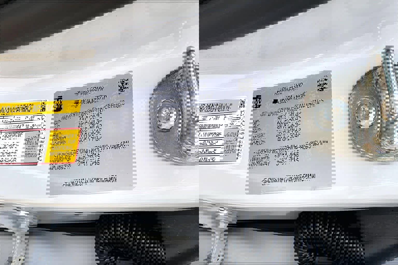 New 2026 GMC Yukon Denali w/ Sun & Power Step Package image 17