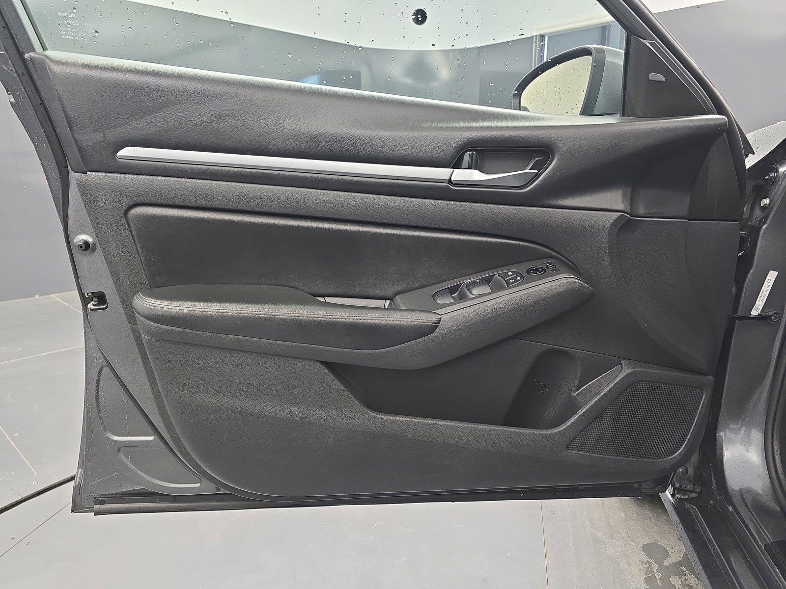 Used 2022 Nissan Altima 2.5 SV FWD image 21