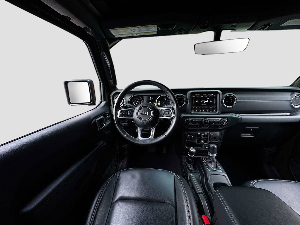 Used 2023 Jeep Wrangler Unlimited Sahara w/ Cold Weather Group image 15