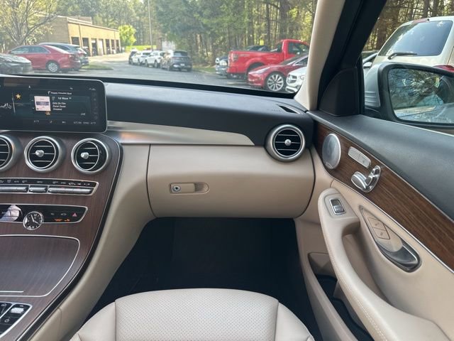 Used 2020 Mercedes-Benz C 300 Sedan image 17
