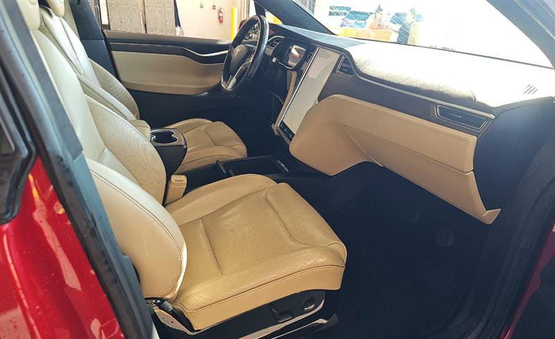 Used 2016 Tesla Model X 90D AWD/4WD image 6