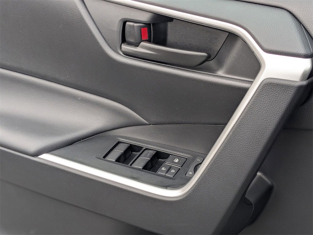 Used 2025 Toyota RAV4 LE image 14