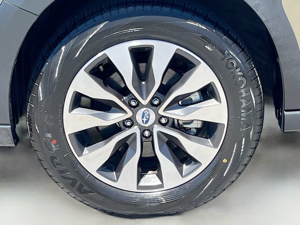 Used 2025 Subaru Outback Limited AWD/4WD image 33