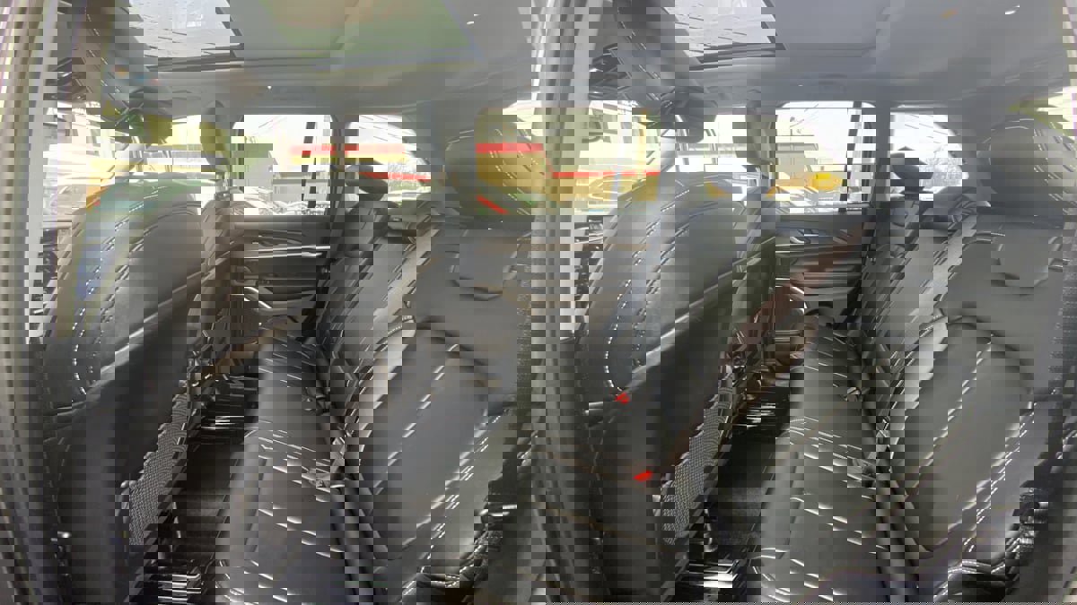 Used 2022 Jeep Grand Cherokee Limited image 11