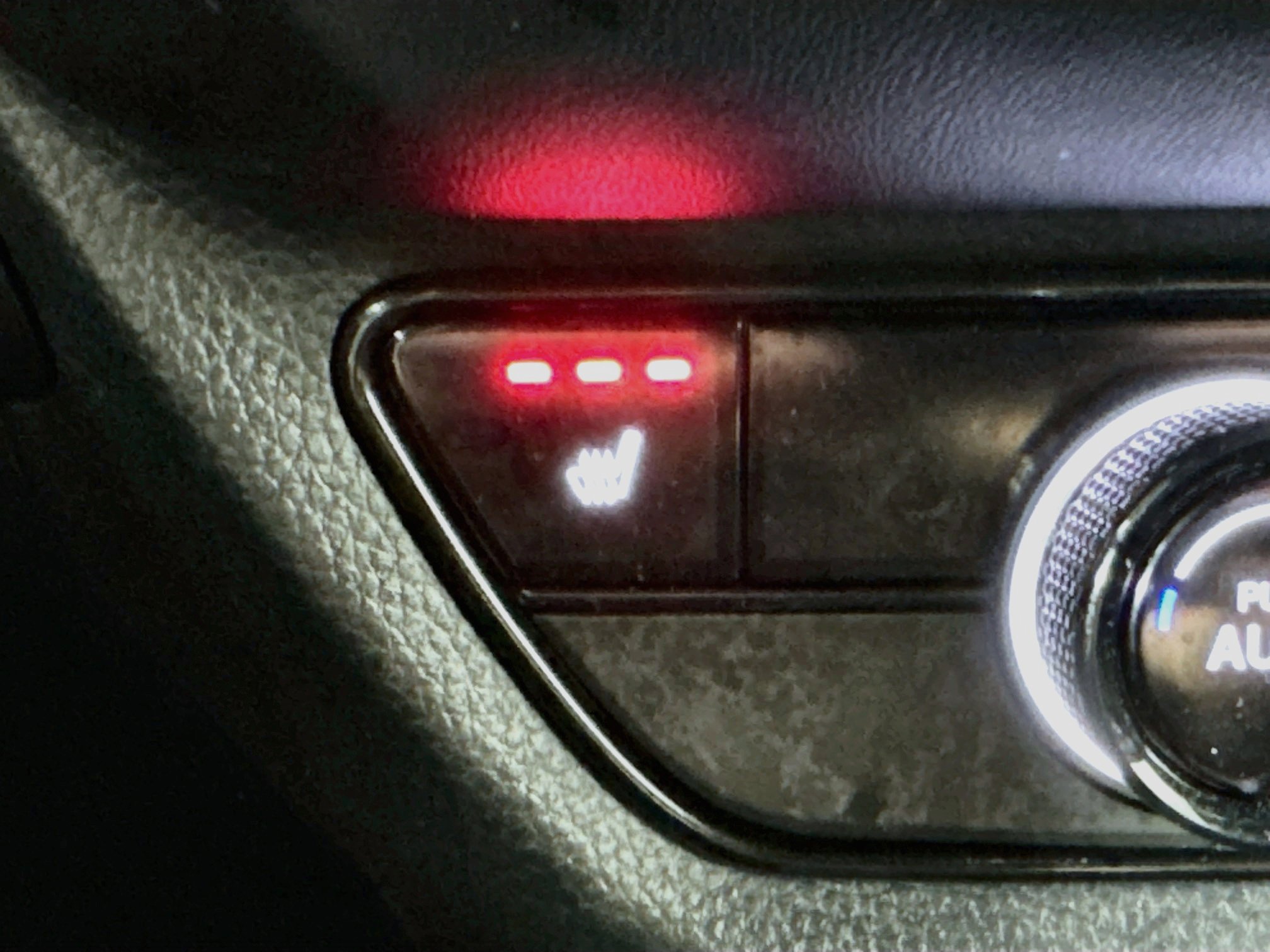 Certified 2025 Honda HR-V Sport image 30