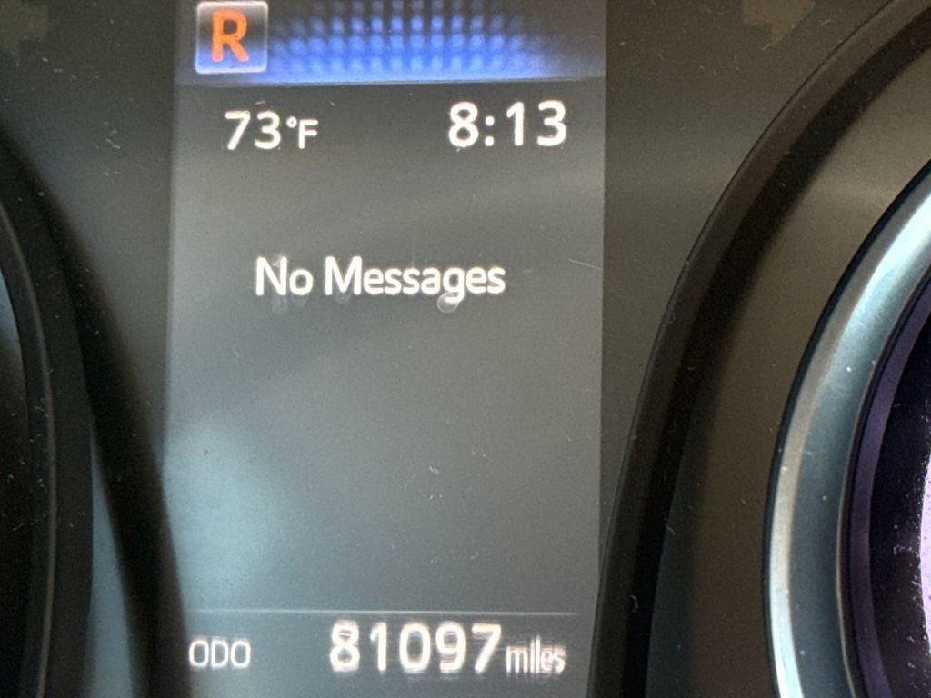 Used 2019 Toyota Camry SE FWD image 30