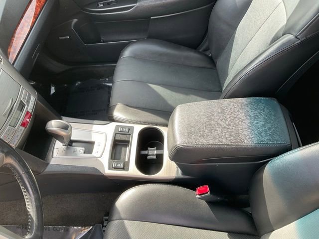 Used 2011 Subaru Legacy 2.5i Limited w/ Appearance Package 1E image 12