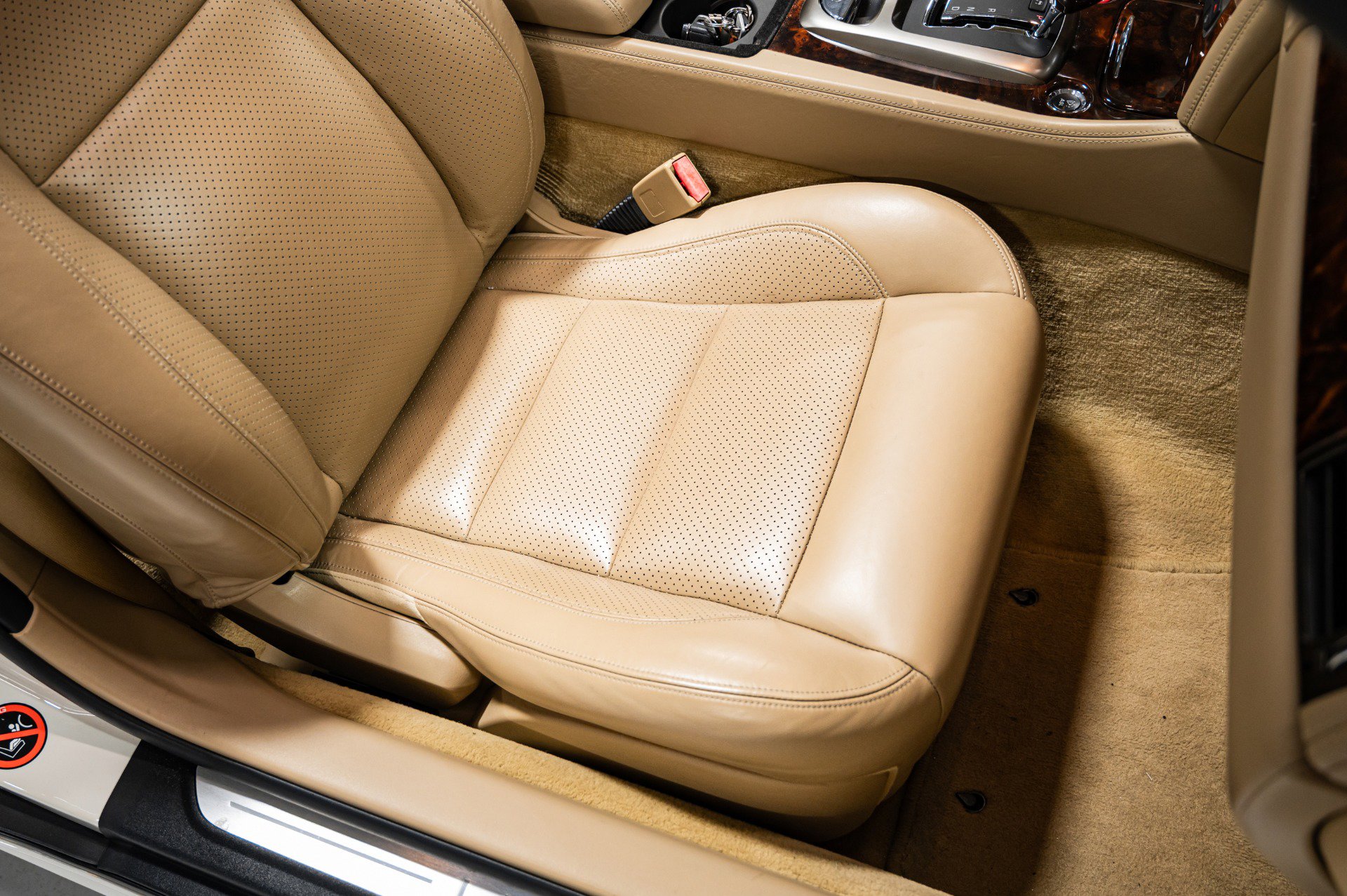 Used 2007 Jaguar XK Convertible image 29