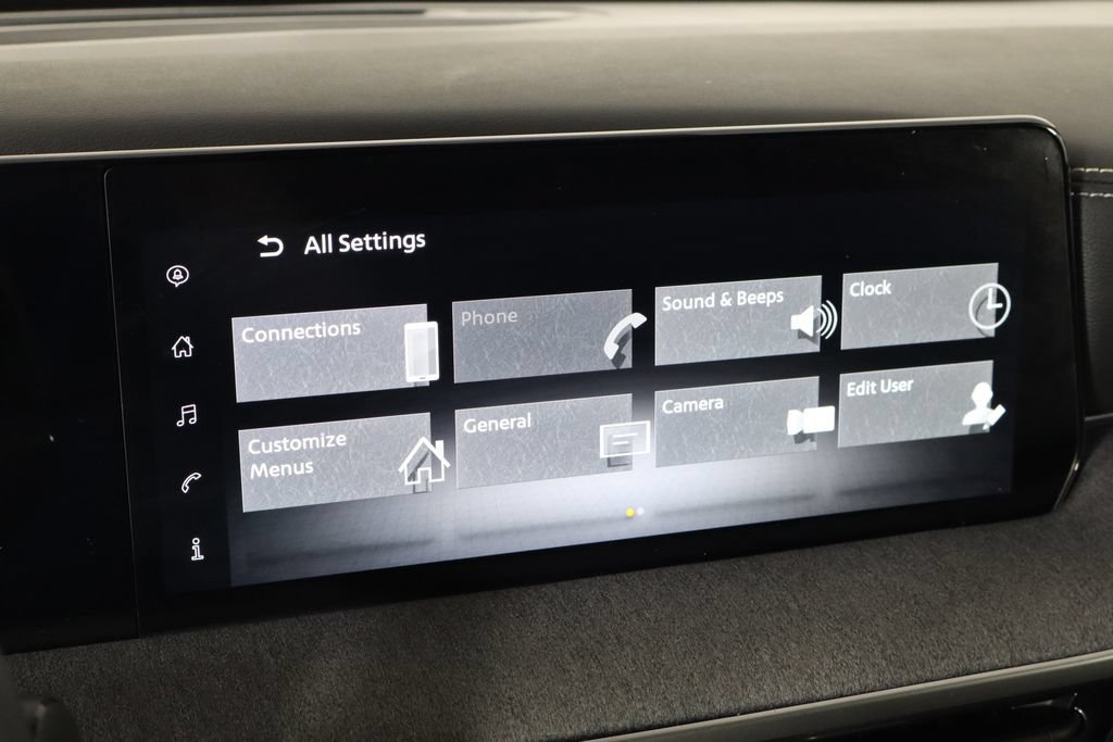 Used 2025 Nissan Kicks SV FWD image 34