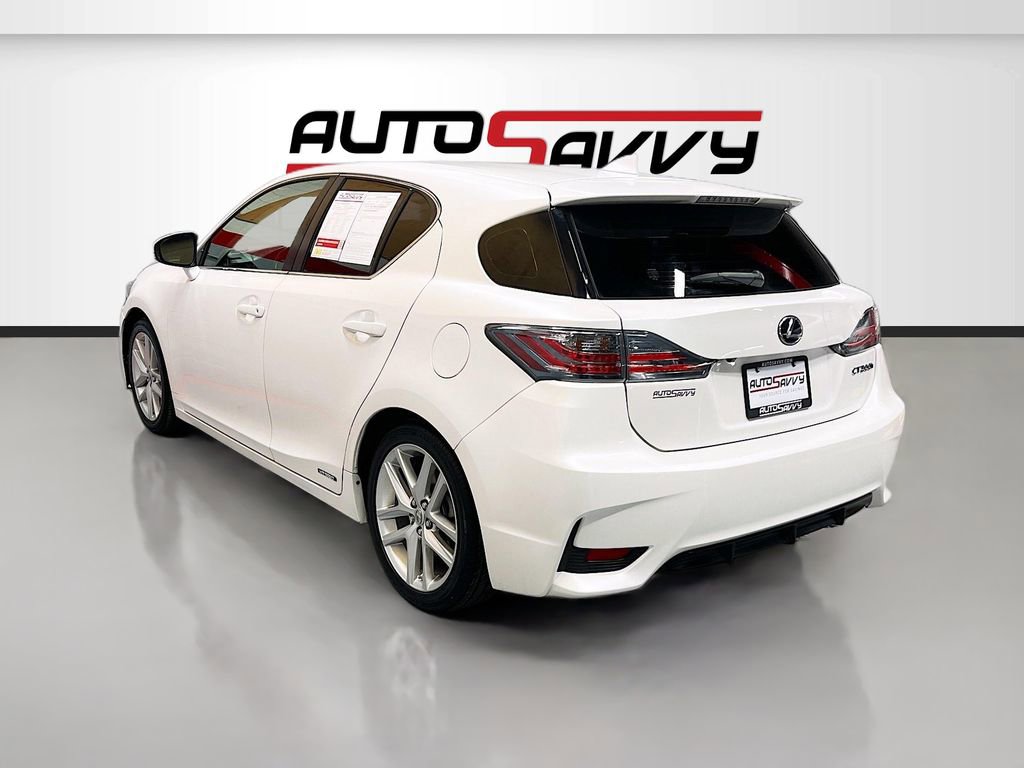 Used 2015 Lexus CT 200h image 5