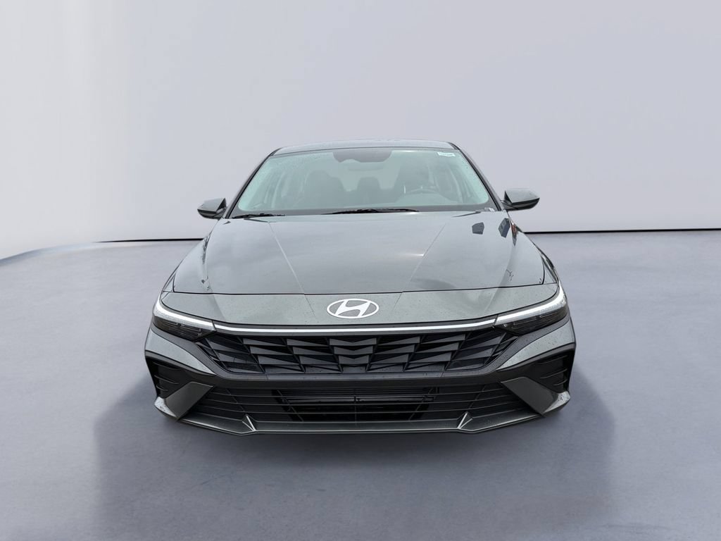 New 2026 Hyundai Elantra SE FWD image 8