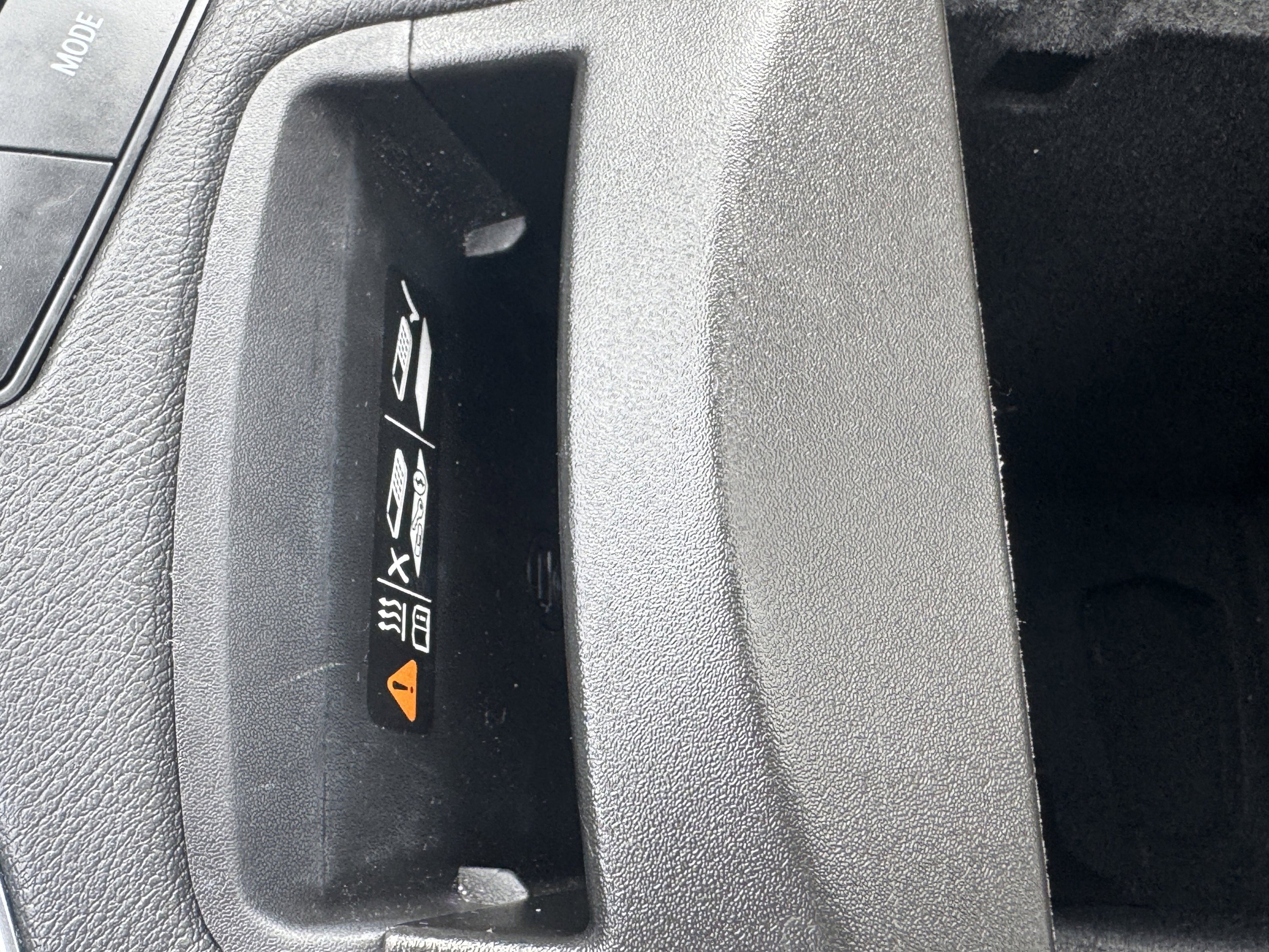 Used 2023 Cadillac XT6 Premium Luxury image 35