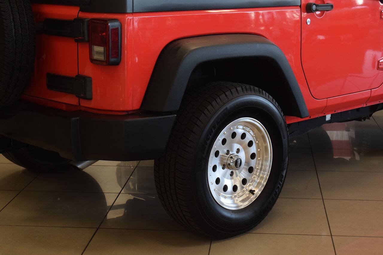 Used 2013 Jeep Wrangler Sport AWD/4WD image 15