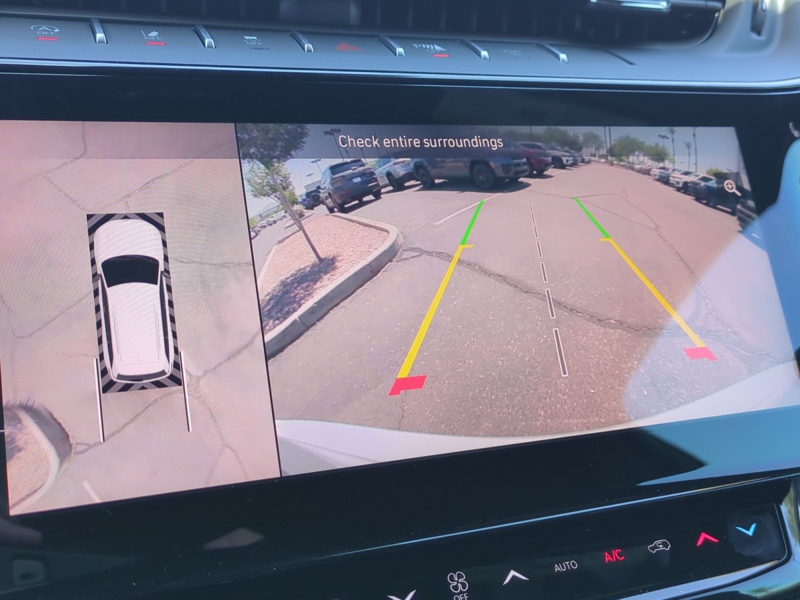 New 2026 Jeep Grand Cherokee Limited w/ Luxury Tech Group II RWD image 29