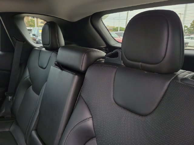 Used 2021 Jeep Cherokee Latitude Lux AWD/4WD image 10