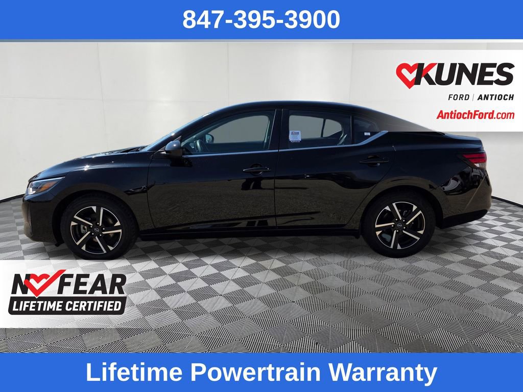 Used 2024 Nissan Sentra SV FWD image 4