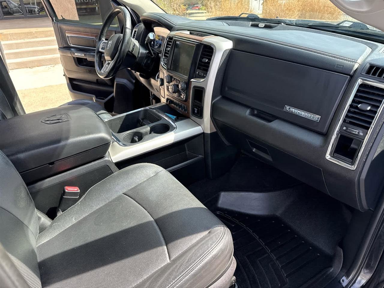 Used 2017 RAM 3500 Laramie w/ Sport Appearance Group image 22