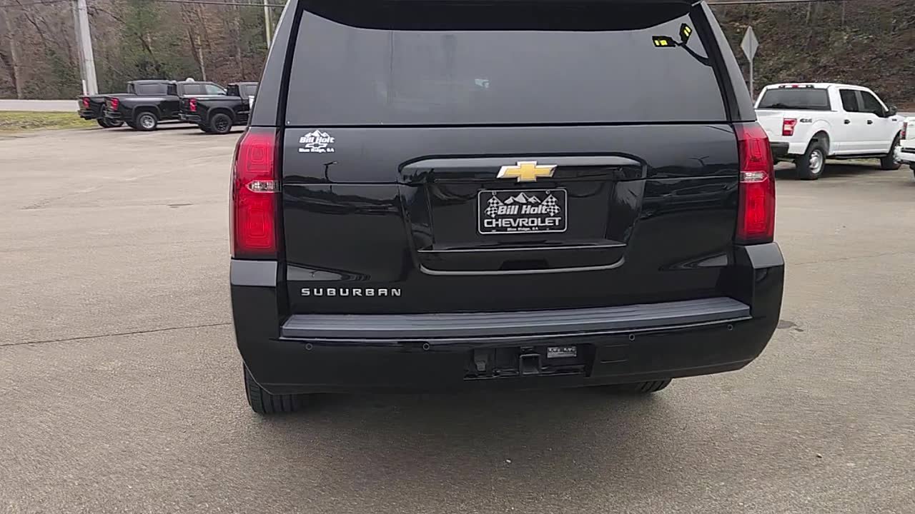 Used 2018 Chevrolet Suburban LT image 7