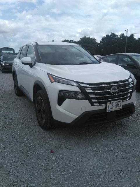 Used 2024 Nissan Rogue SV AWD/4WD image 6