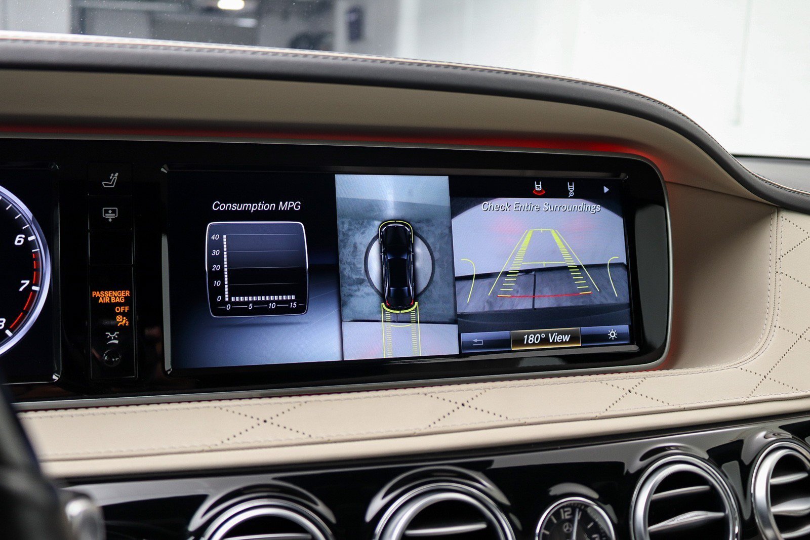 Used 2017 Mercedes-Benz S 550 Sedan image 31