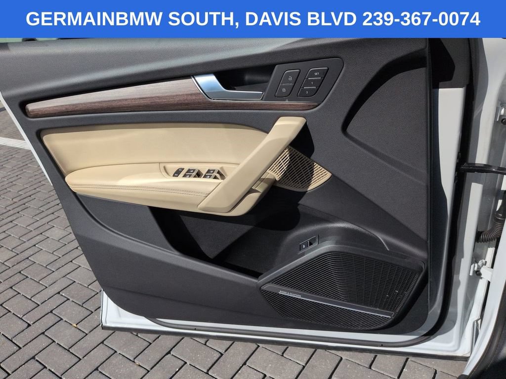 Used 2024 Audi Q5 2.0T Premium Plus w/ Premium Plus Package AWD/4WD image 29