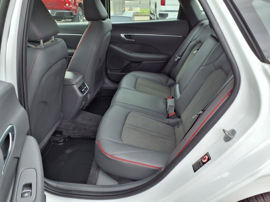 Used 2023 Hyundai Sonata SEL Plus w/ Cargo Package image 21