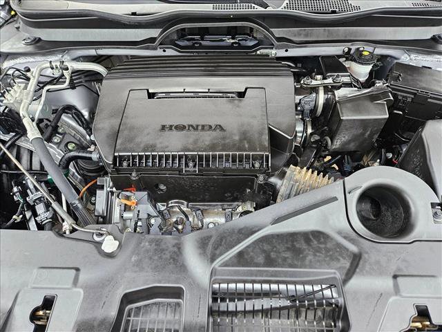 Used 2025 Honda Pilot TrailSport image 24