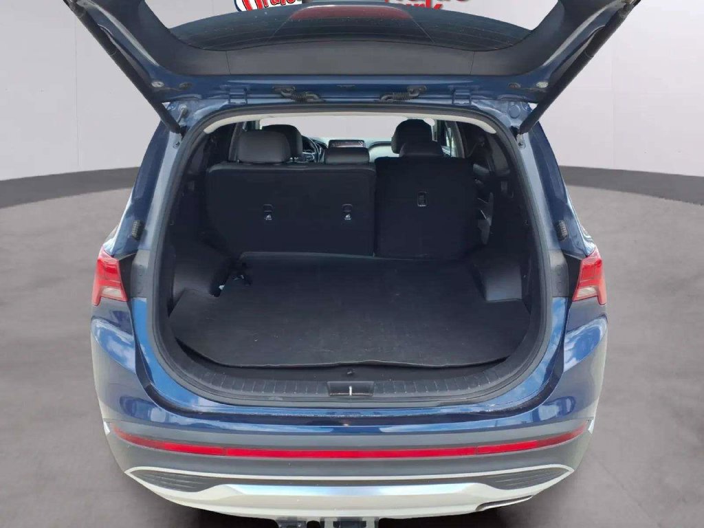 Used 2023 Hyundai Santa Fe SEL w/ Premium Package FWD image 9