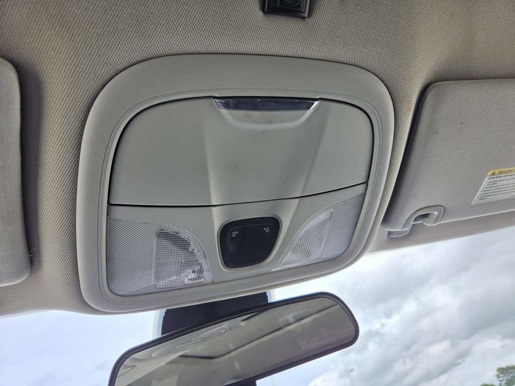 Used 2019 Jeep Cherokee Latitude w/ Popular Appearance Group FWD image 31