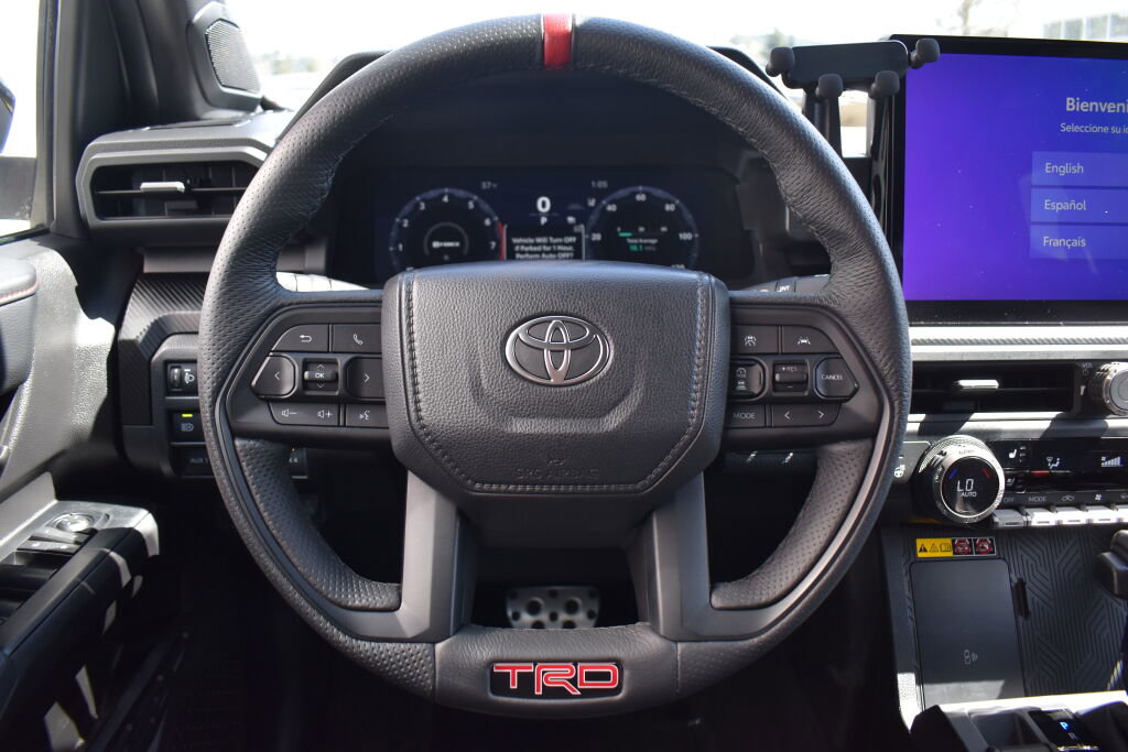 Certified 2025 Toyota Tacoma TRD Pro AWD/4WD image 9